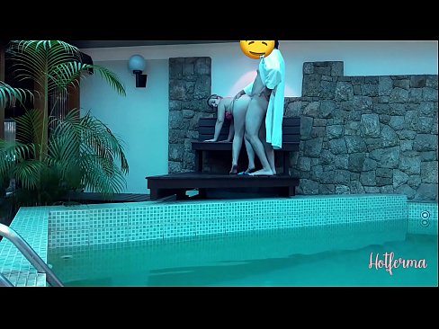 ❤️ Boss ngajak babu ka kolam renang, tapi teu bisa nolak a panas ️ seks super di urang ☑
